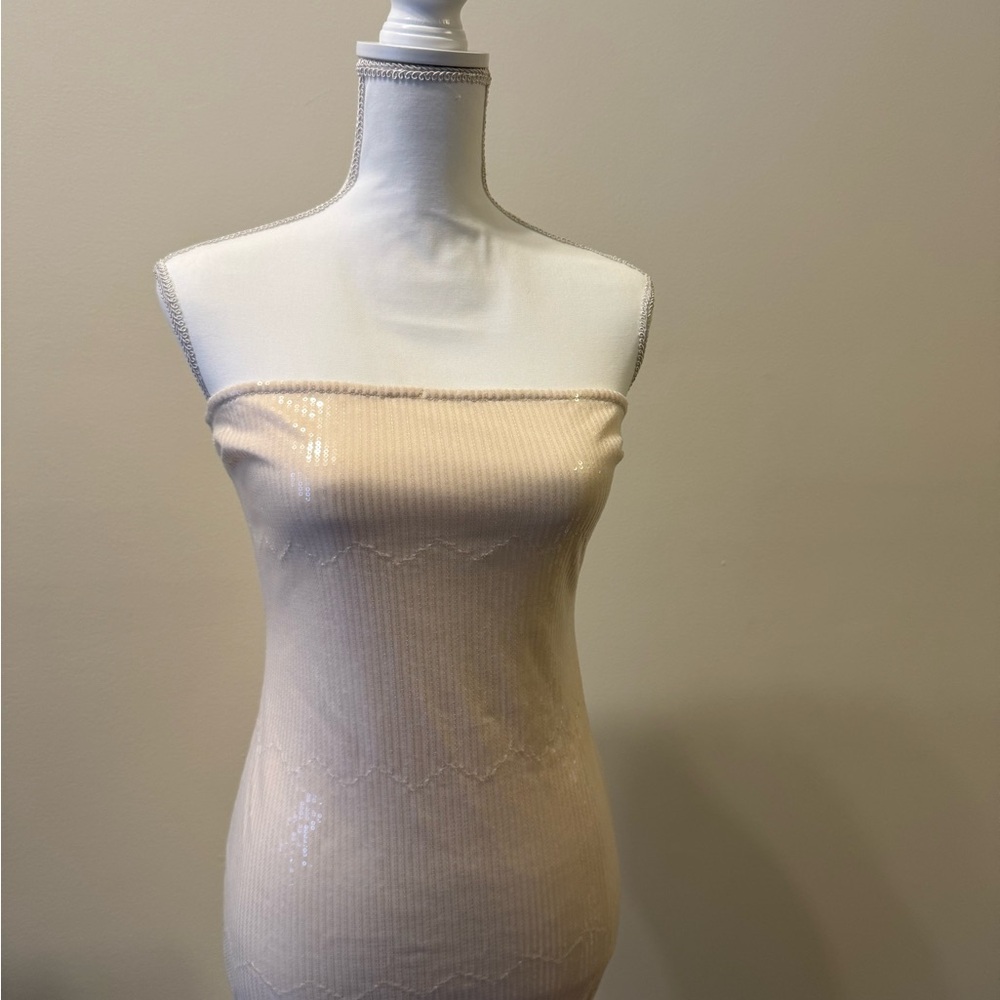 PrettyLittleThing Strapless Cream Dress